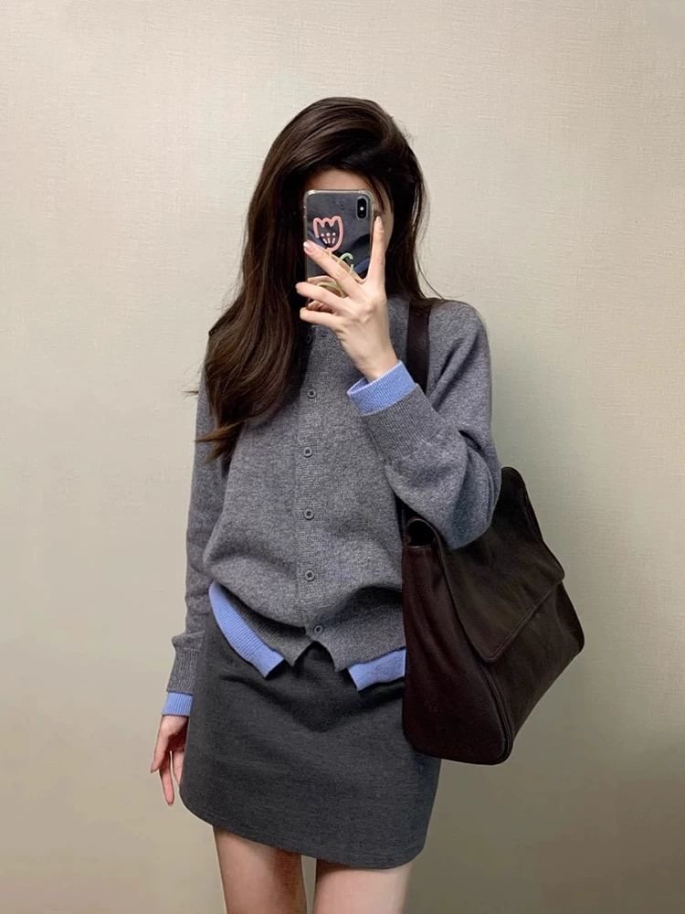 Contrast Trim Round Neck Button-Front Cardigan