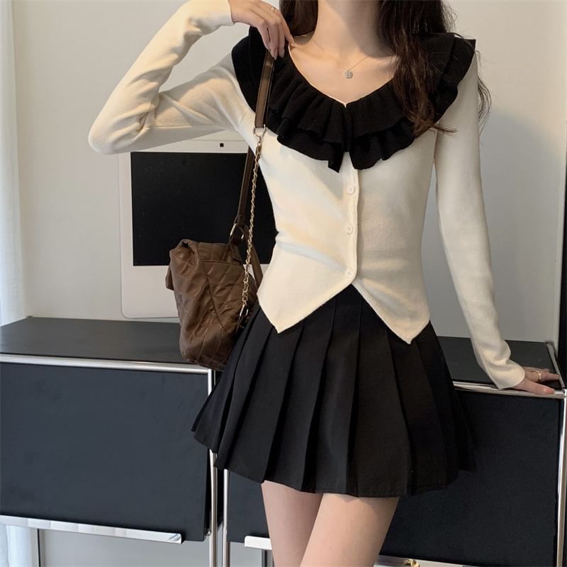 V-Neck Ruffle Detail Knit Cardigan