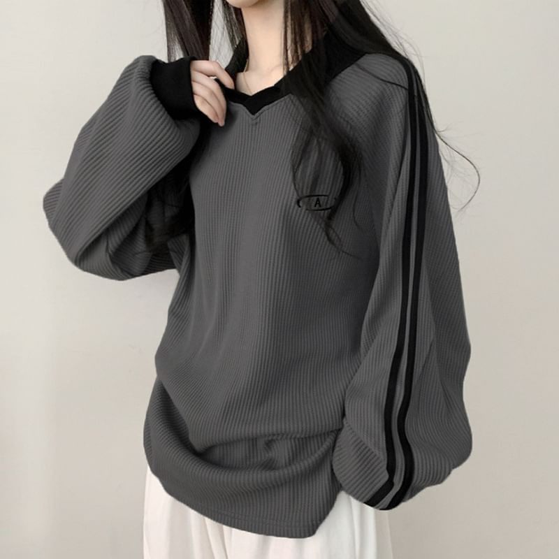 Sleeve Waffle Contrast-Trim Loose-Fit Embroidered Long Pattern