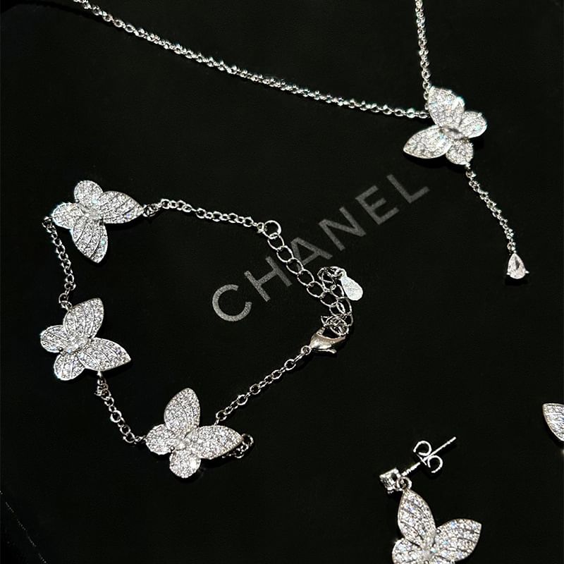 Necklace Butterfly Stud / Bracelet Earring