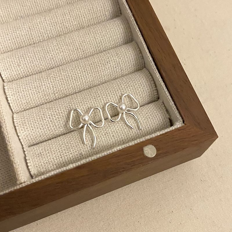 Pearl Faux Earring Stud Ribbon