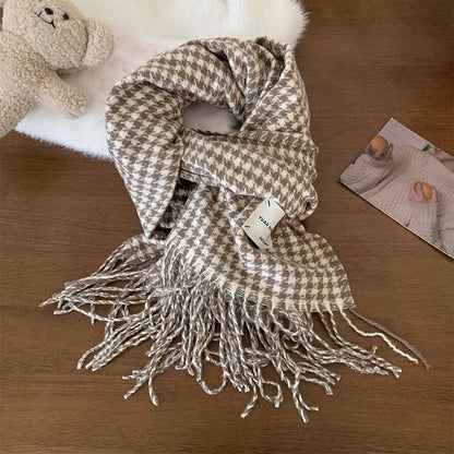 Applique Houndstooth Scarf