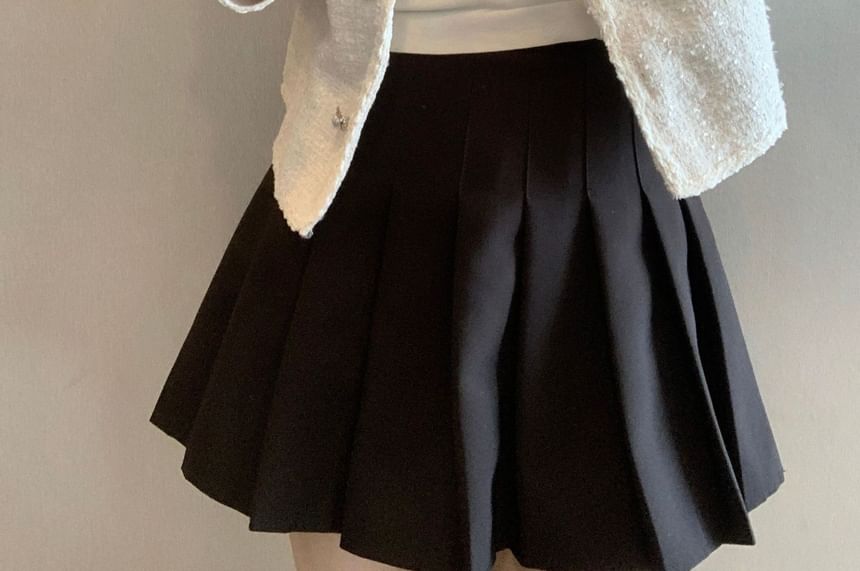 Round Neck Tweed Faux Pearl Button Jacket