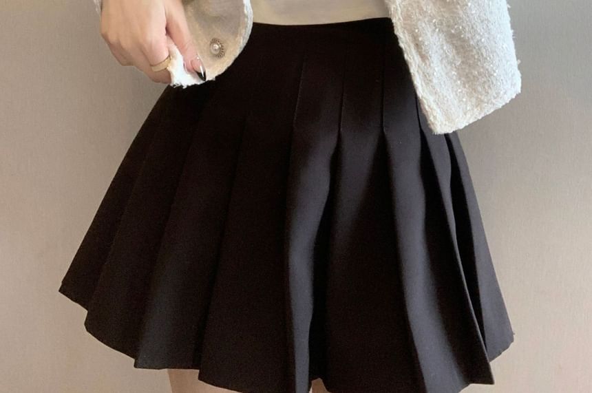 Round Neck Tweed Faux Pearl Button Jacket