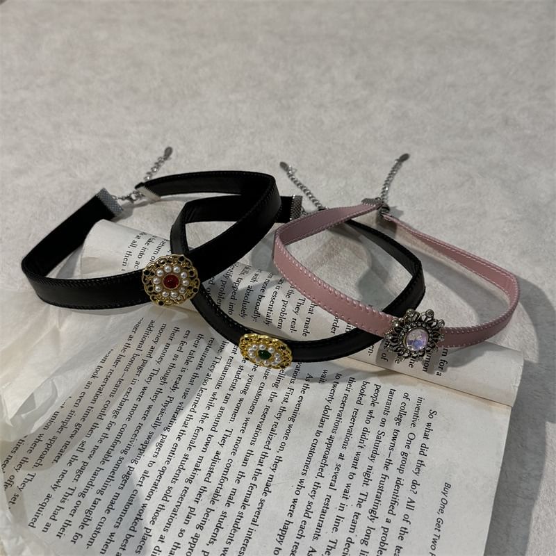 Choker Beaded