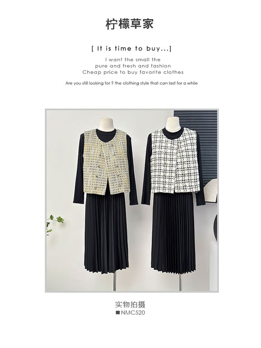 Double-Breasted Tweed Vest / Pleated A-Line Dress