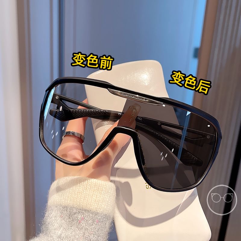 Photochromic Sunglasses