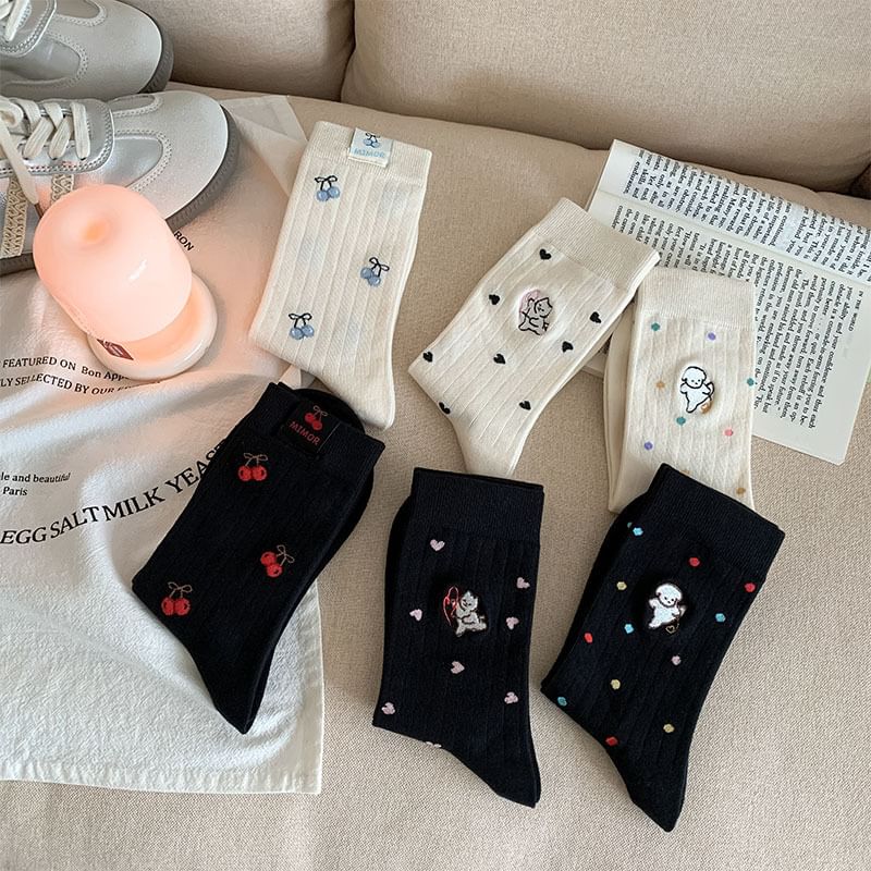 Heart Embroidery Crew Socks