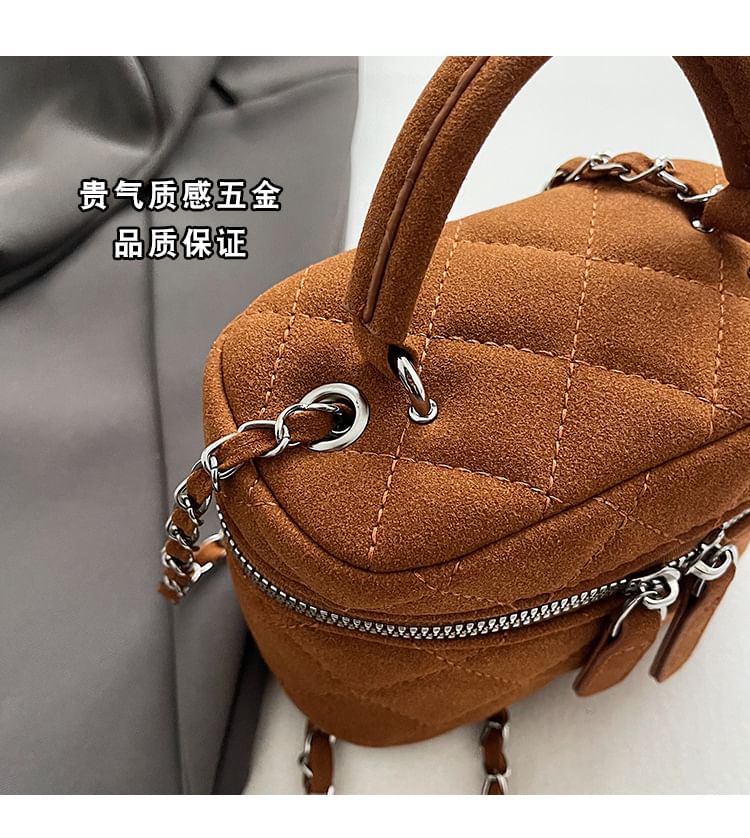 Quilted Chain Strap Bag Bucket