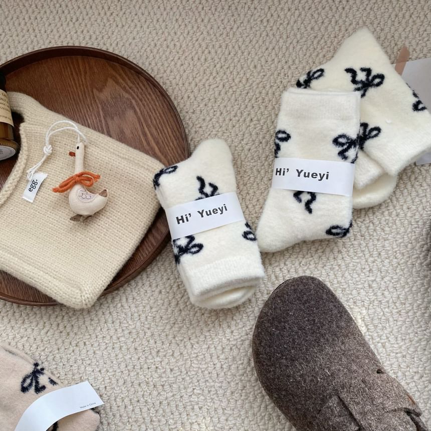 Bow Patterned Fleece Short Socks