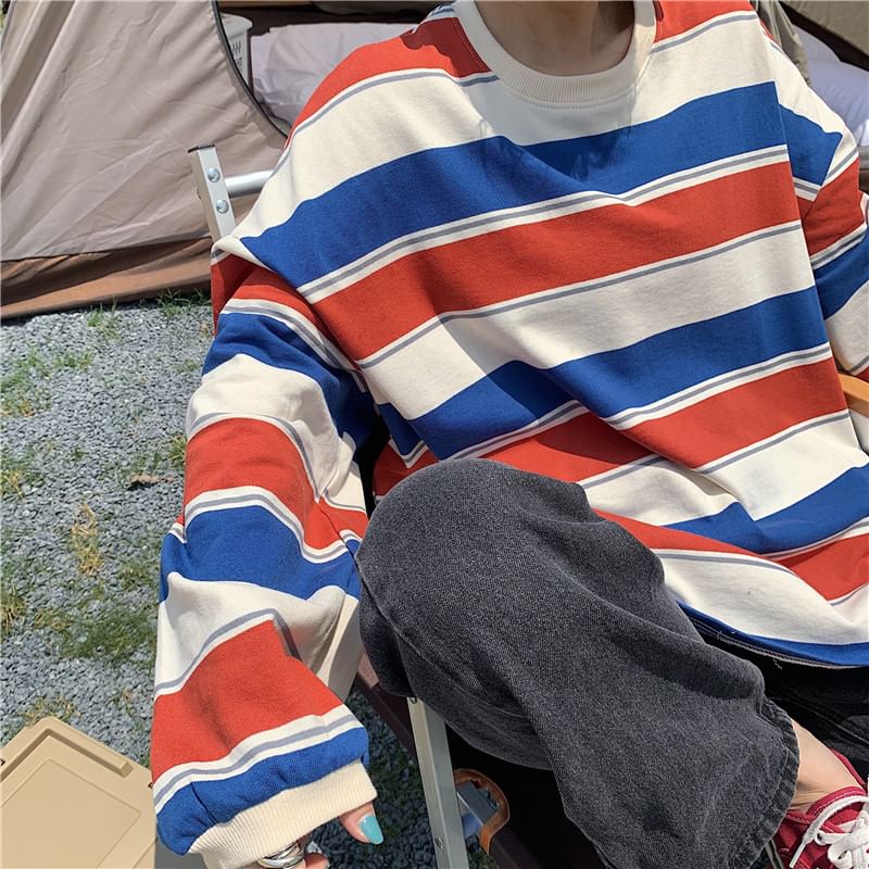 Round Neck Striped Sweatshirt