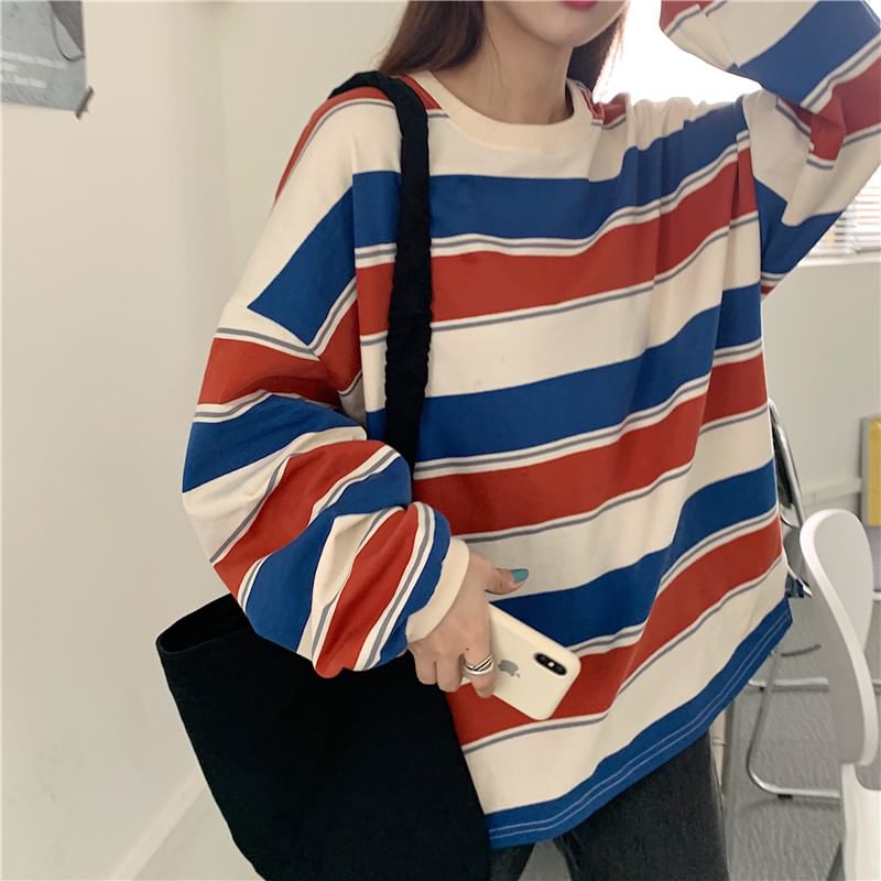 Round Neck Striped Sweatshirt