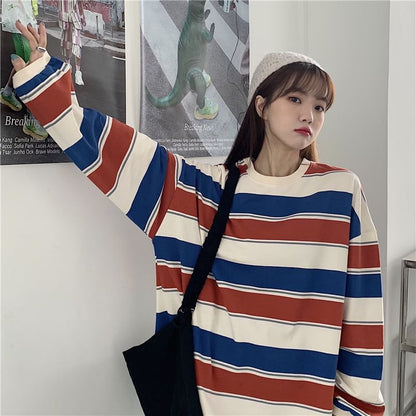 Round Neck Striped Sweatshirt