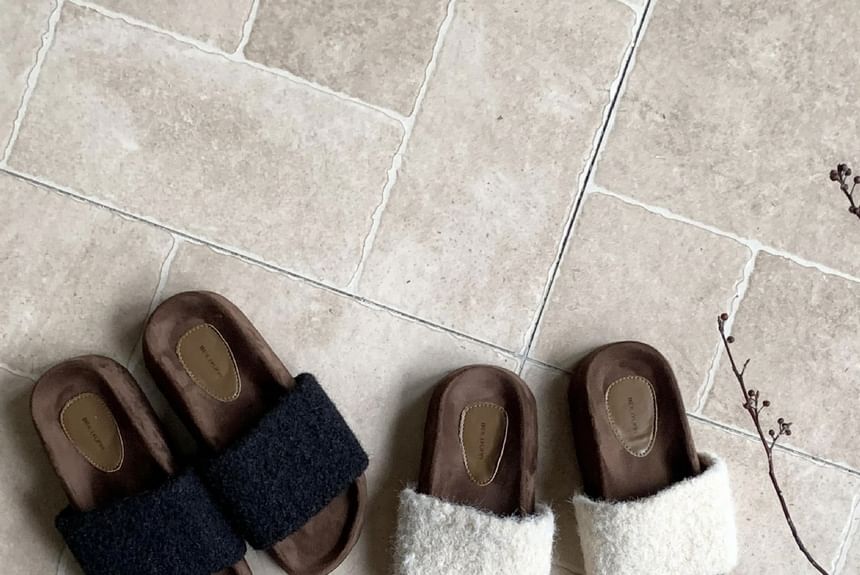 Platform Plain Fleece Slide Sandals