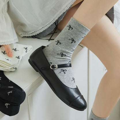 Bow Patterned Socks