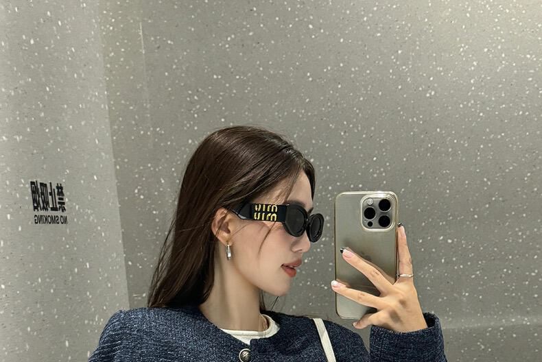 Round Neck Tweed Button Up Cropped Jacket