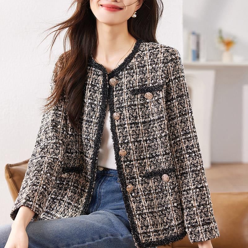 Round Neck Tweed Cropped Button Jacket