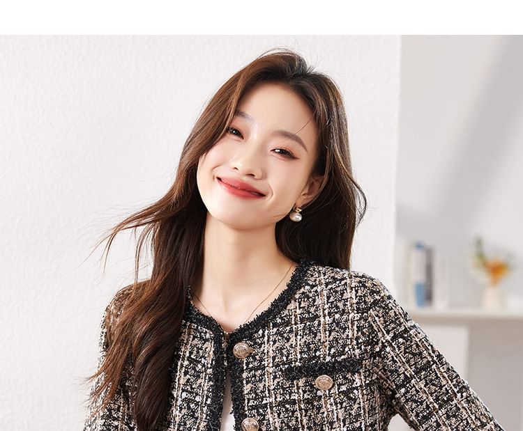 Round Neck Tweed Cropped Button Jacket