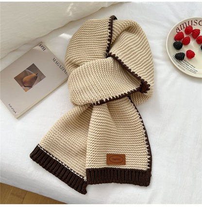 Two-Tone Knit Scarf