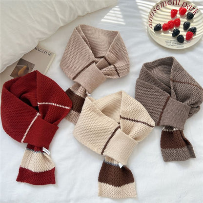 Two-Tone Knit Scarf