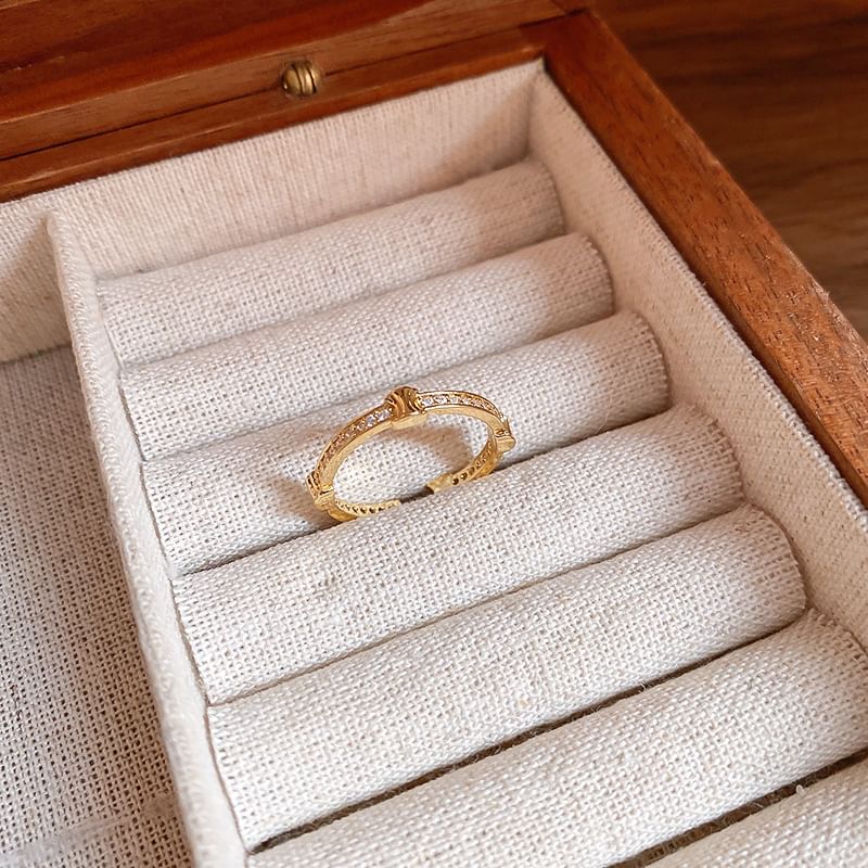 Geometry Open / Rhinestone Ring