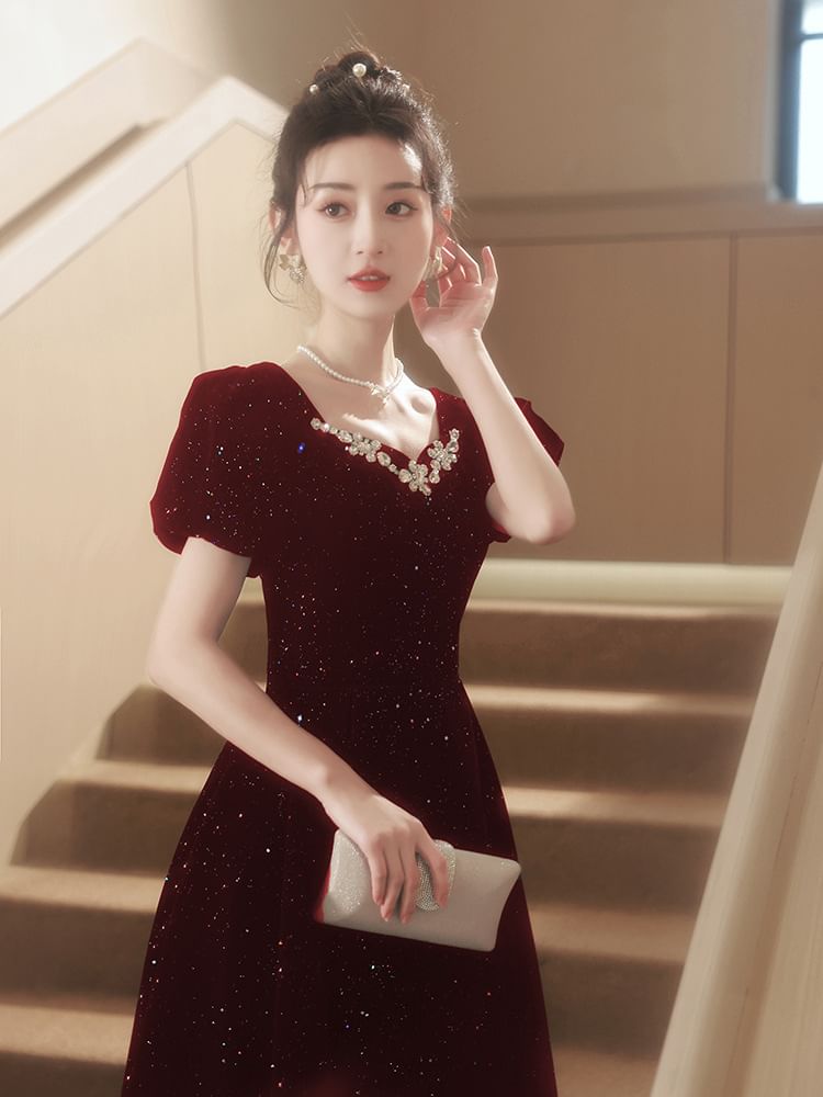 Puff-Sleeve A-Line Rhinestone Evening Sequin Gown