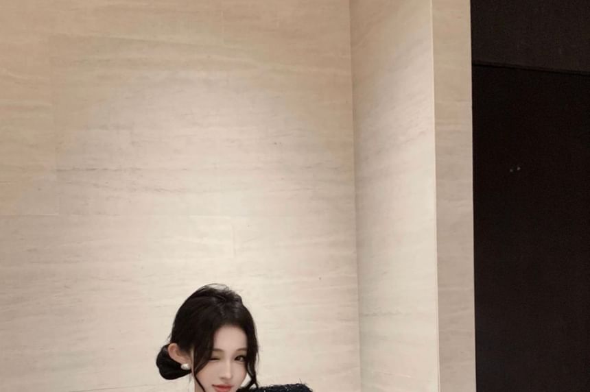 Button-Up Tweed Jacket / Crop Camisole Top