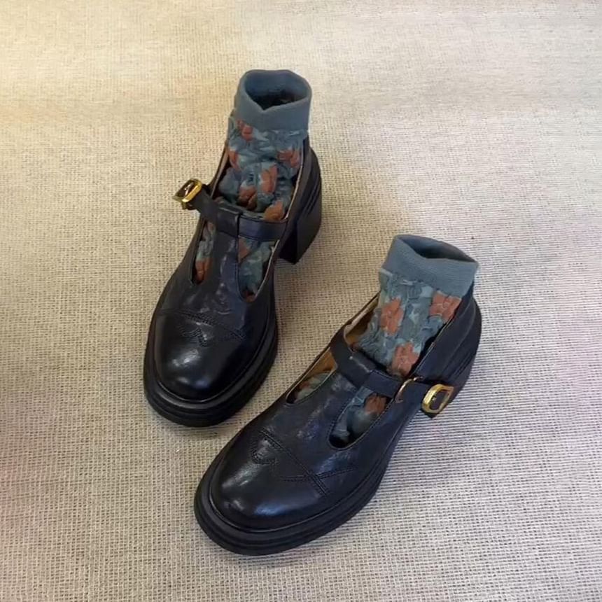 Platform T-Strap Plain Faux Leather Mary Jane Shoes