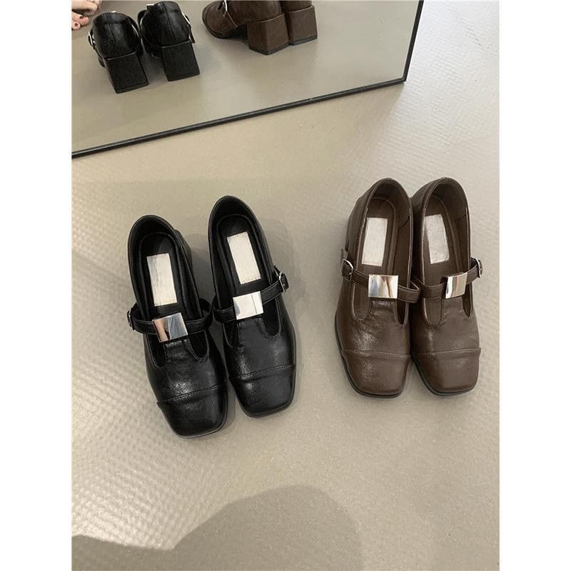 Jane Mary Faux Plain Heel Chunky Toe T-Strap Square Pumps Leather