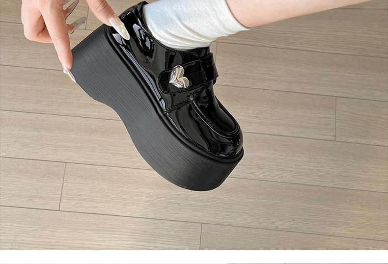 Accent Faux Leather Platform Heart Loafers