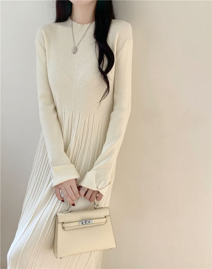 Long-Sleeve Crew Neck Plain Ribbed Knit Maxi A-Line Dress