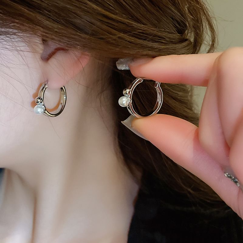 Hoop Pearl Earring Faux