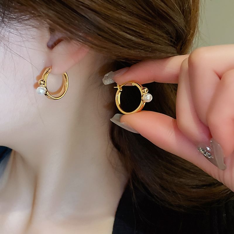 Hoop Pearl Earring Faux