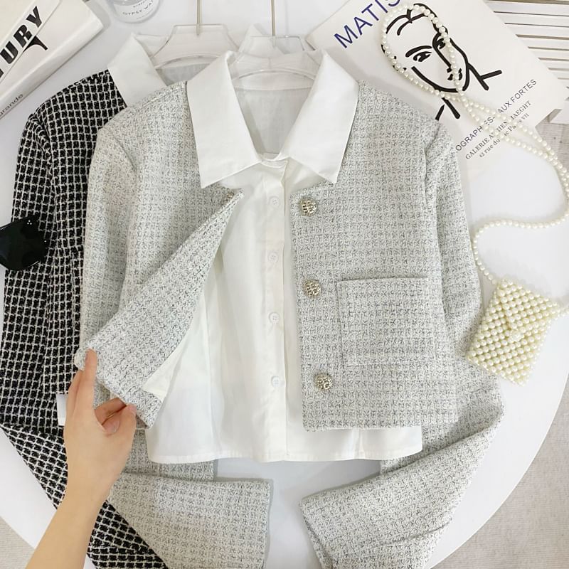 Set: Plaid Tweed Crop Button Jacket + Sleeveless Plain Shirt