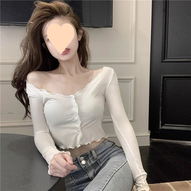 Long Sleeve Scoop Neck Plain Lettuce Edge Button Crop Top