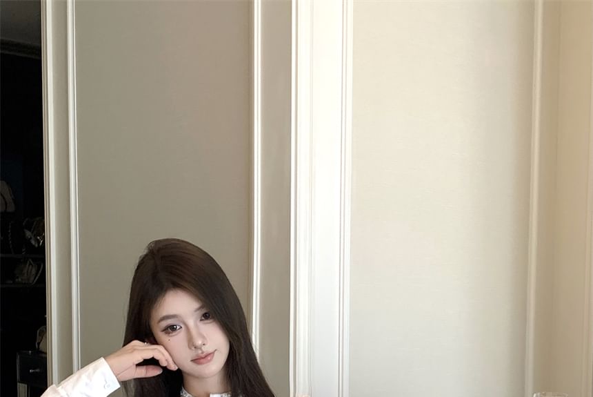 Ruffle Plain Long-Sleeve Crop Shirt