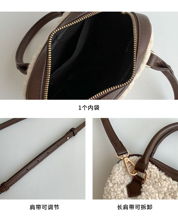 Bag Faux Crossbody Heart Shearling