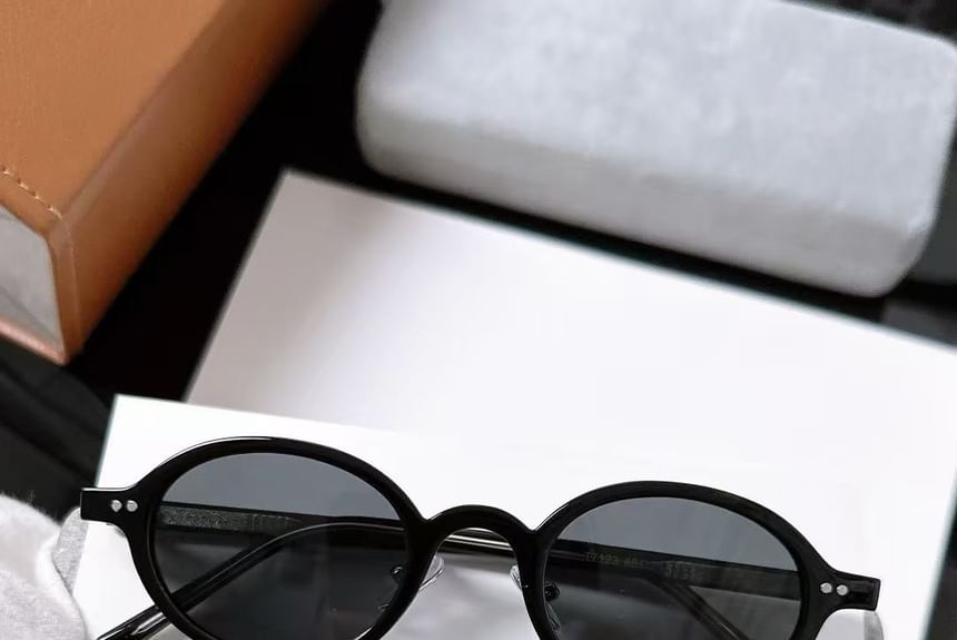 Oval Sunglasses