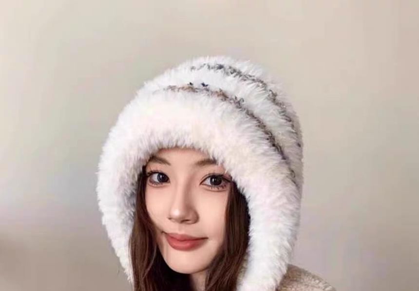Trapper Fluffy Knit Hat Striped