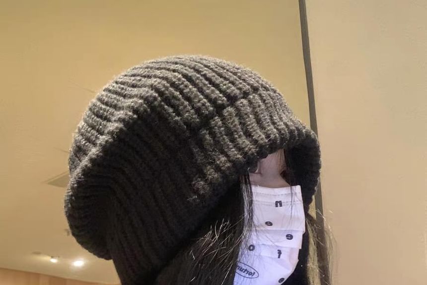 Ribbed Plain Beanie