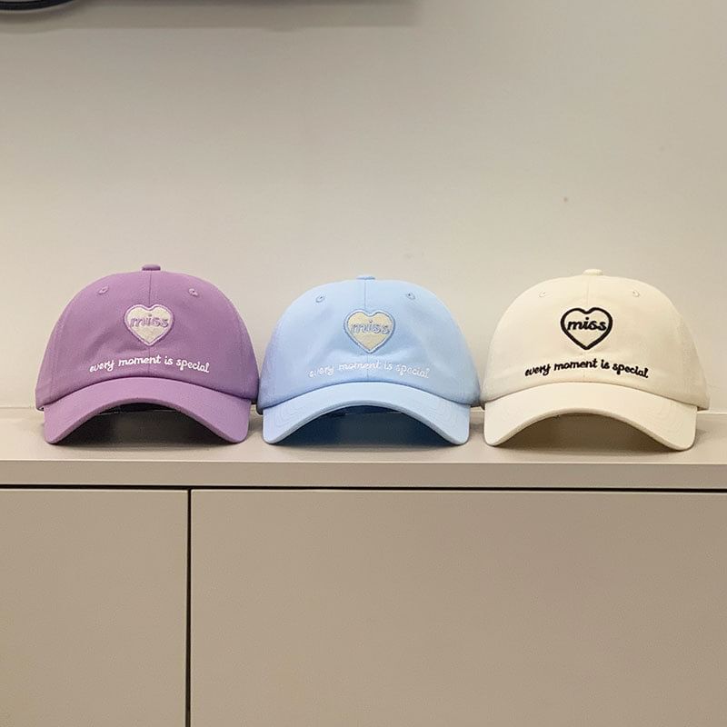 Cap Embroidered Heart
