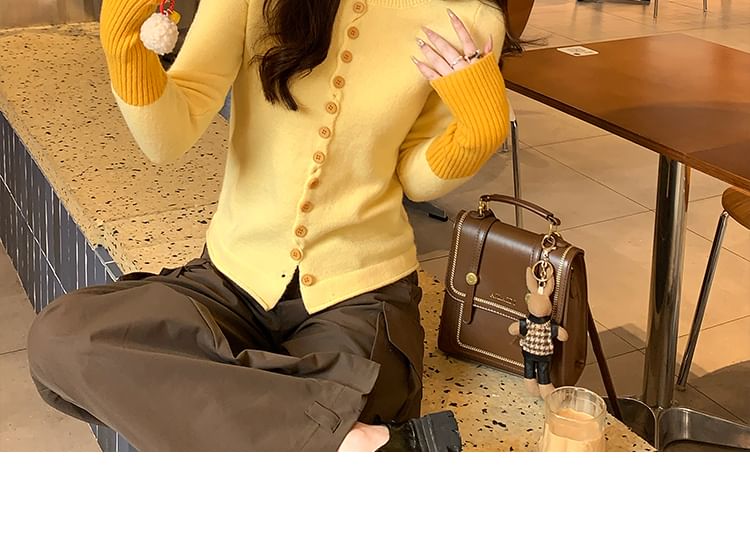 Two Tone Round Neck Cardigan