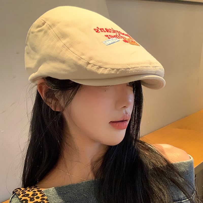 Lettering Embroidered Flat Cap