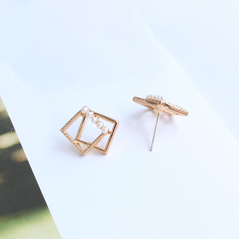Faux Pearl Stud Square Earring