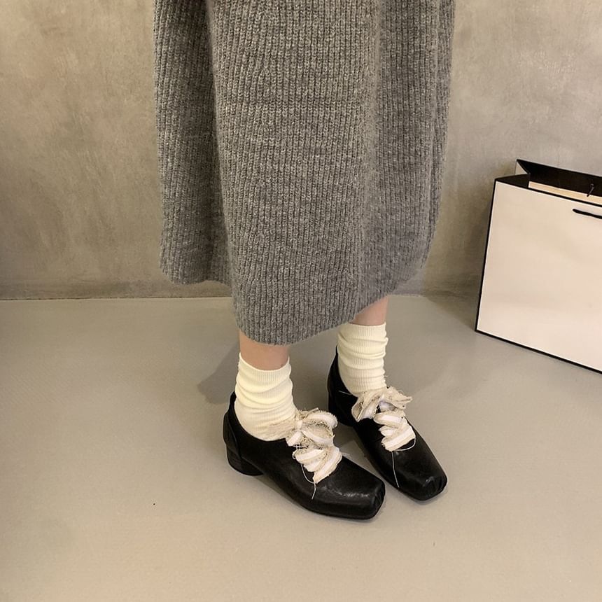 Heel Up Pumps Square Lace Toe Block