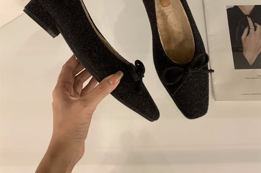 Toe Square Flats Bow