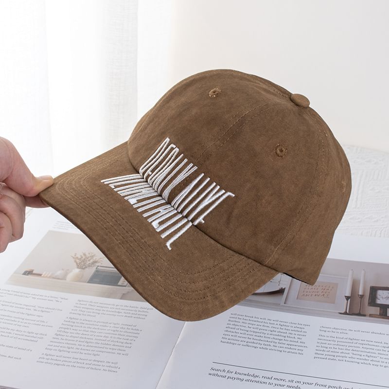 Lettering Cap Plain
