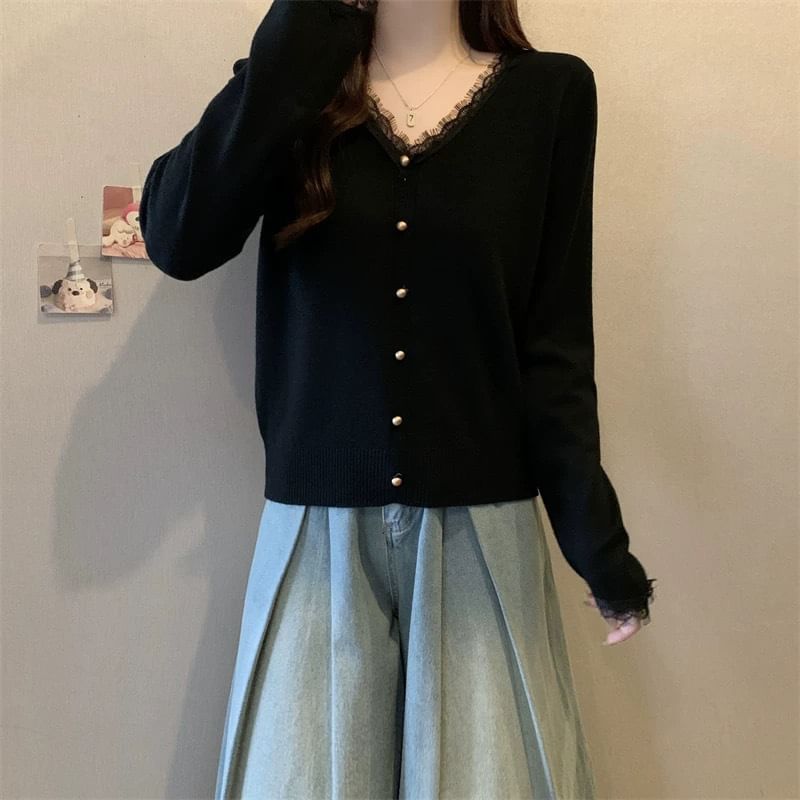 Lace Trim V-Neck Cardigan