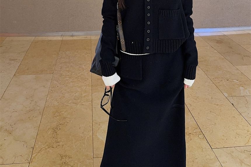 Collared Multi-Pocket Cardigan & High-Waist Knit Maxi Skirt Set