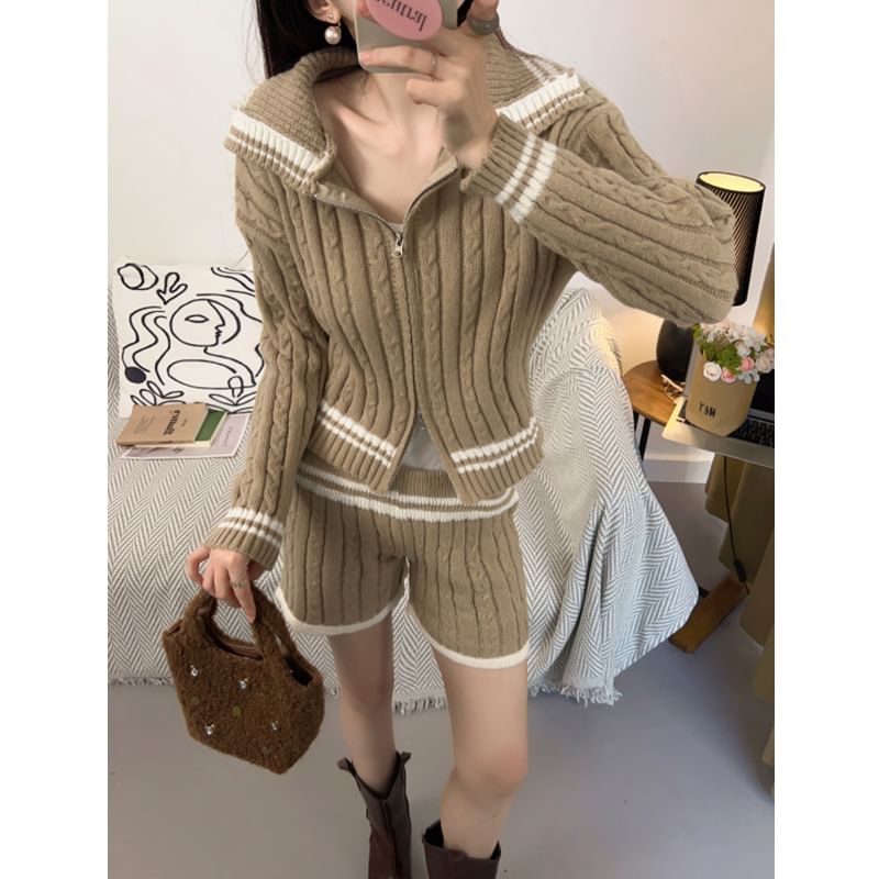 Set: Two-Tone Cable Knit Zip Cardigan & Elastic Waist Shorts